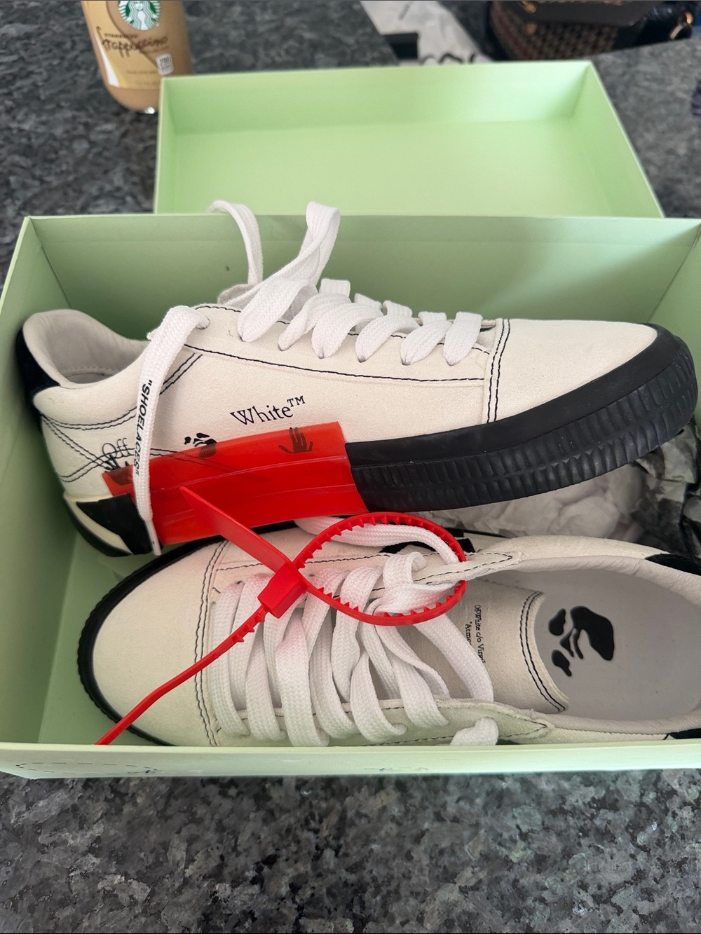 Off-White White Black Low-Top Sneakers with Red Tag